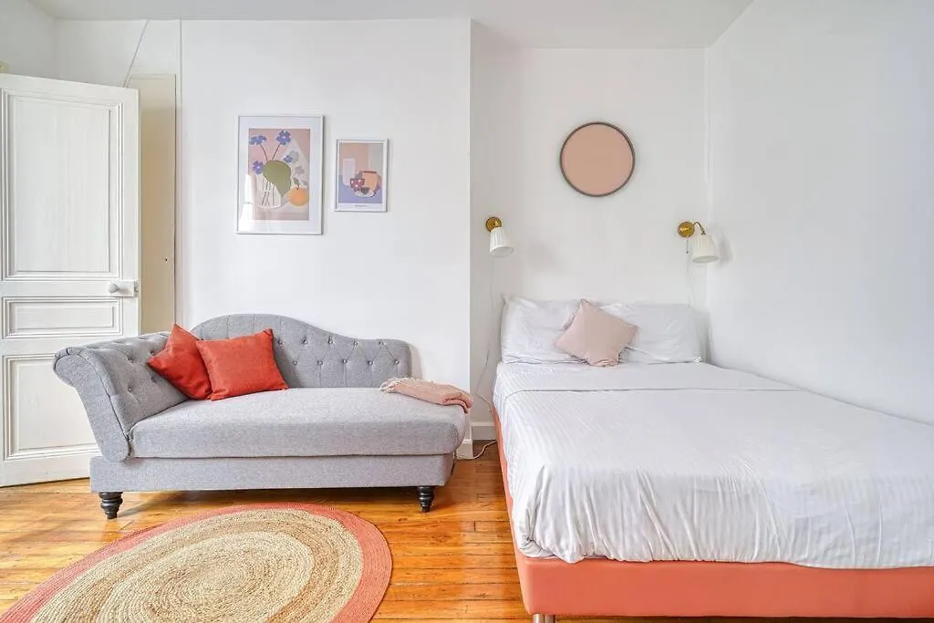 Apartment Charming Montmartre