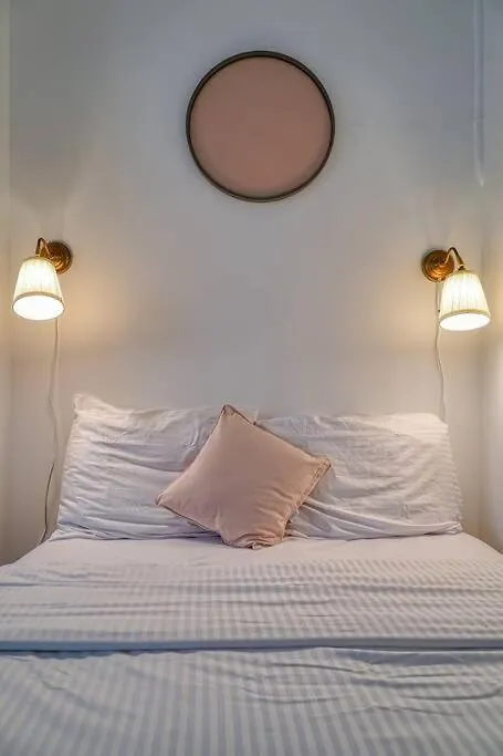 Charming Montmartre Apartment *